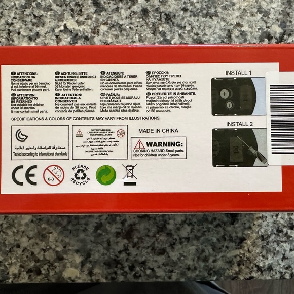 Pull Back Model Truck with lights, openable doors, sounds , and lights. - Picture 4 of 4